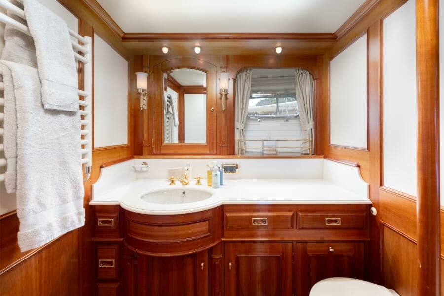 2001 Vitters Aft Cockpit