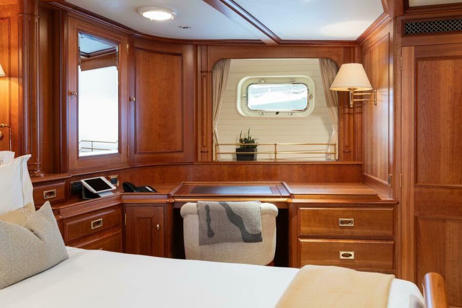 2001 Vitters Aft Cockpit