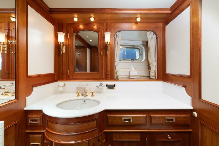 2001 Vitters Aft Cockpit