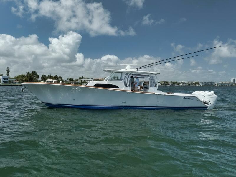 2024 Front Runner 47 CC