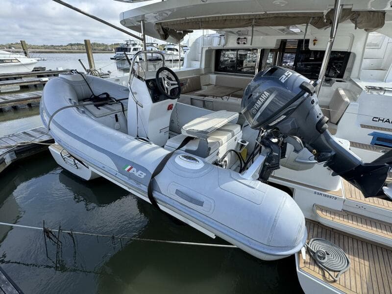 2022 Lagoon 46