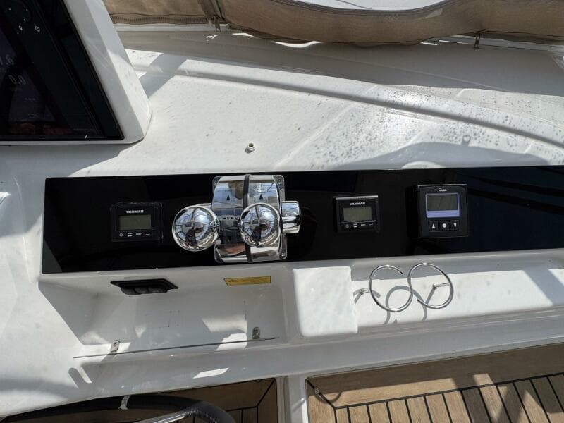 2022 Lagoon 46