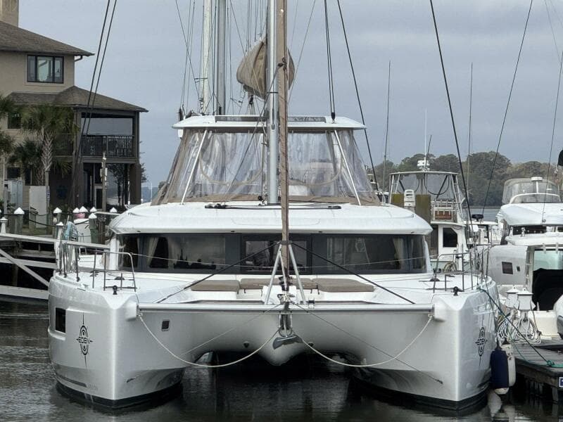 2022 Lagoon 46