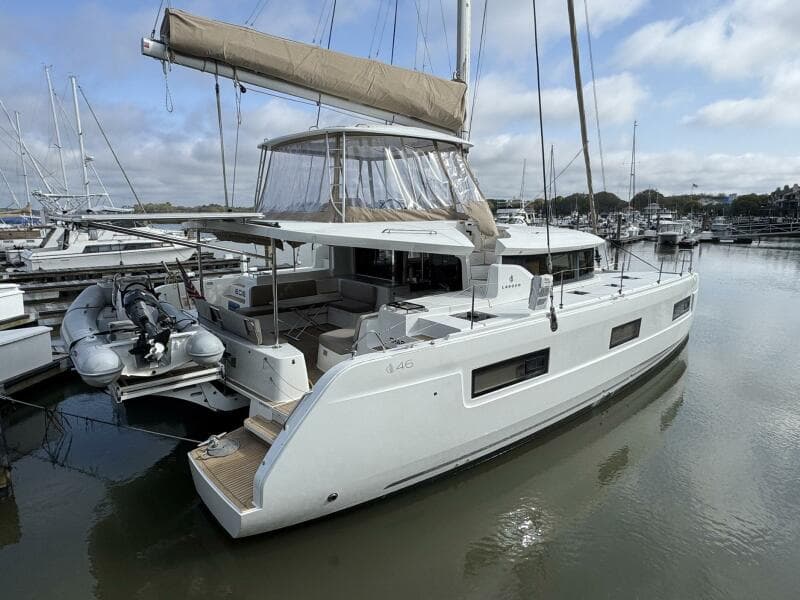 2022 Lagoon 46