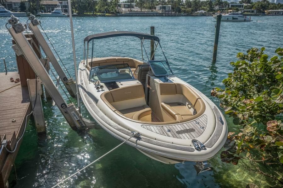 2013 Chris-Craft Launch 32