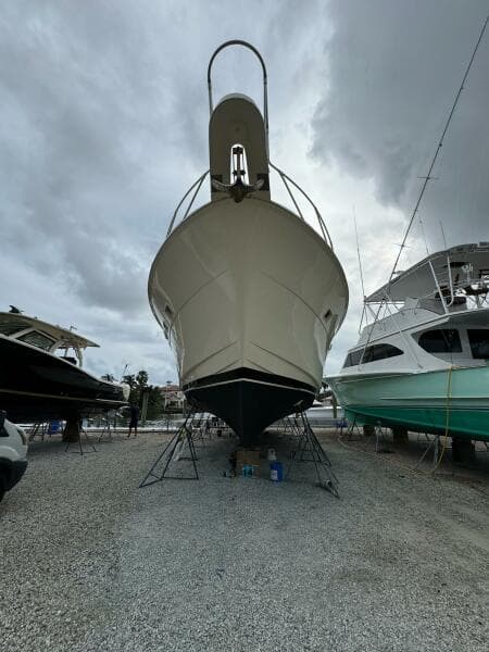 1985 Hatteras Enclosed Bridge