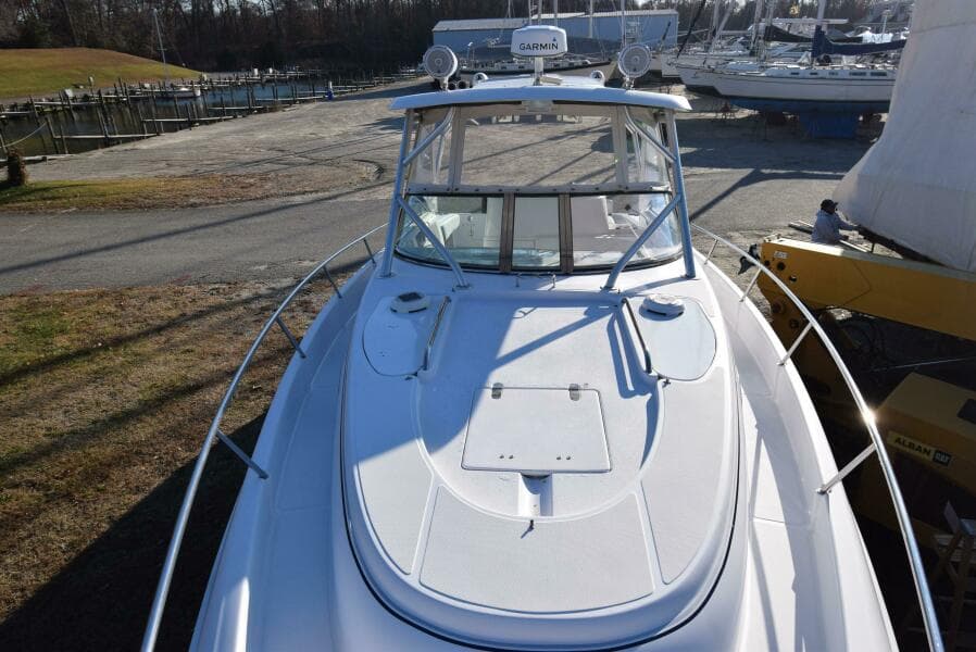 2005 Donzi 38 ZSF