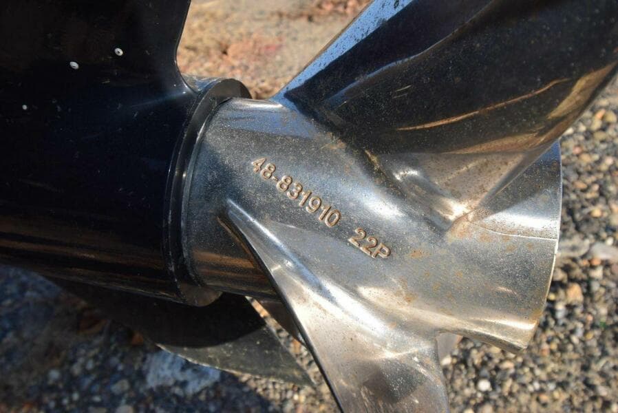 2005 Donzi 38 ZSF