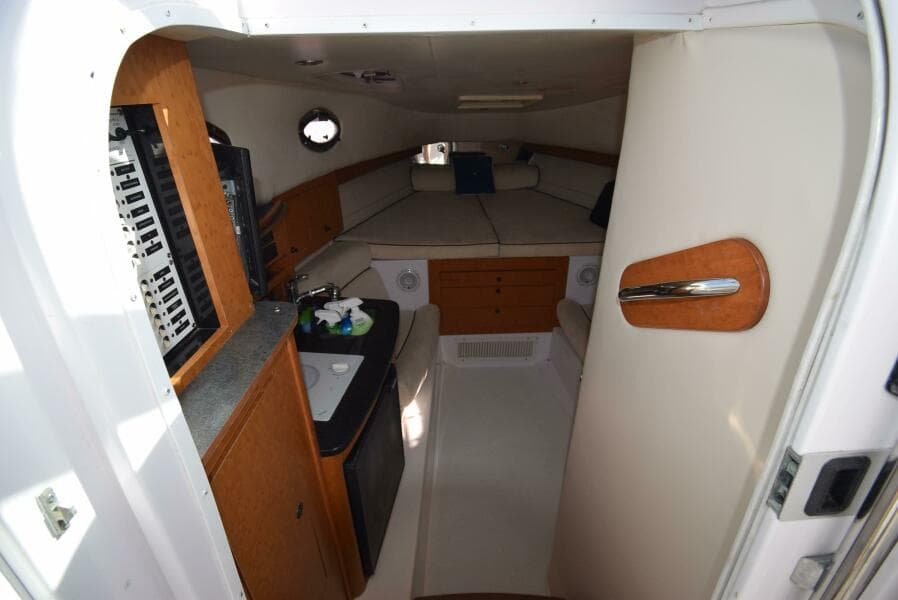 2005 Donzi 38 ZSF