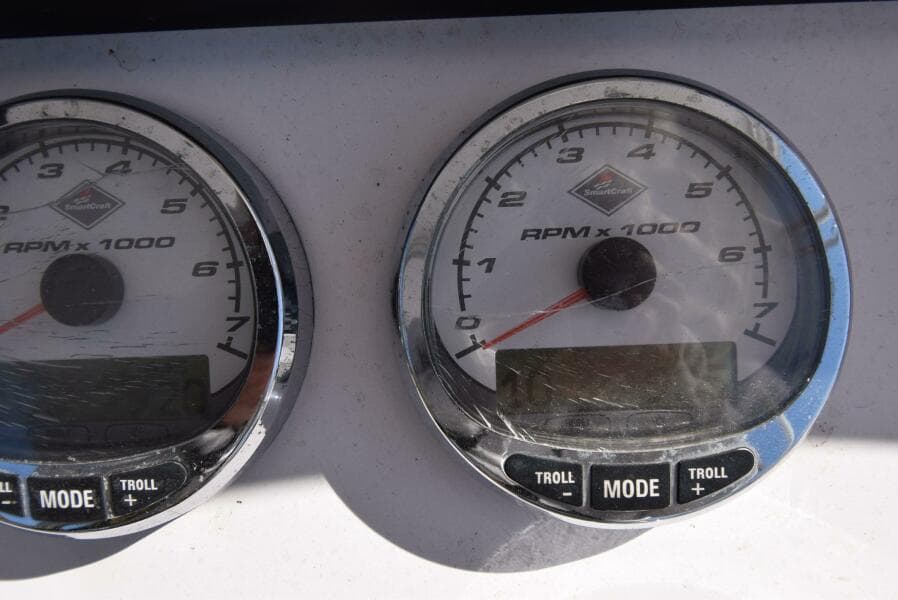 2005 Donzi 38 ZSF