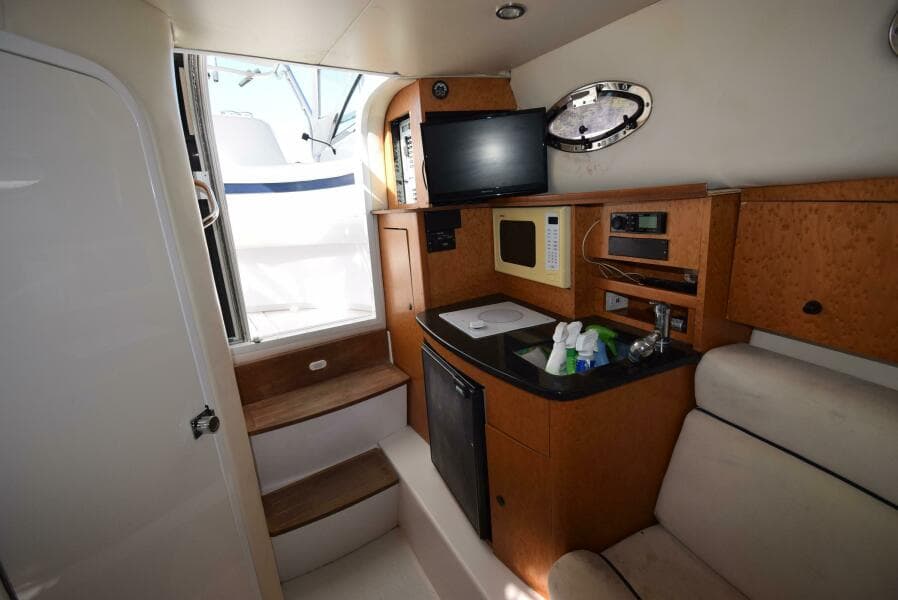 2005 Donzi 38 ZSF