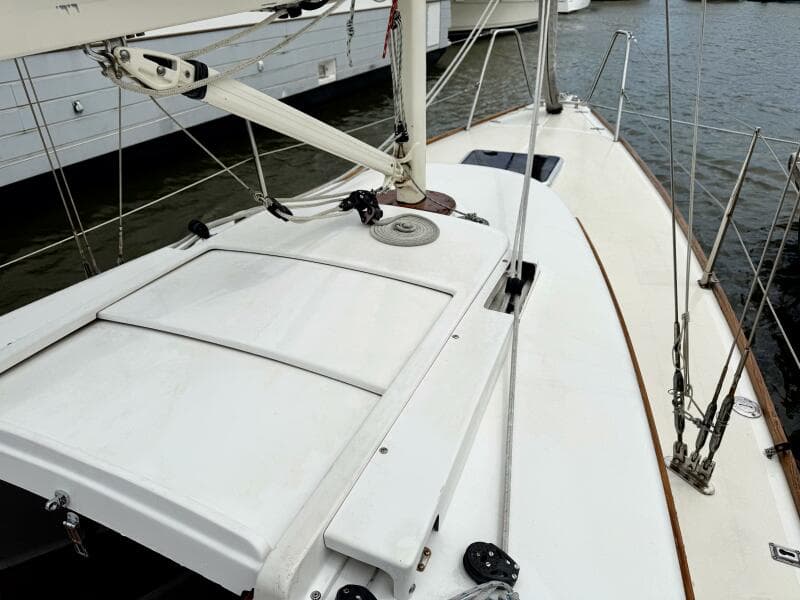 2009 e Sailing Yachts e Sailing Yachts e33