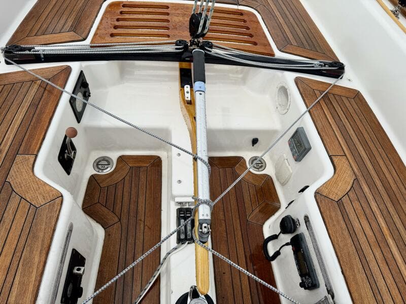 2009 e Sailing Yachts e Sailing Yachts e33