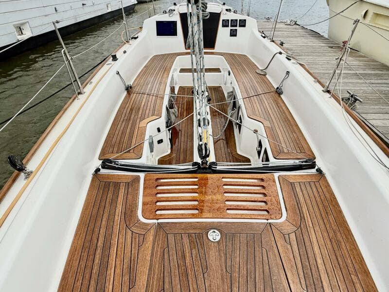 2009 e Sailing Yachts e Sailing Yachts e33