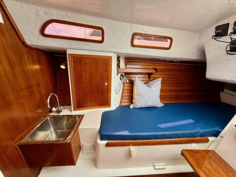2009 e Sailing Yachts e Sailing Yachts e33