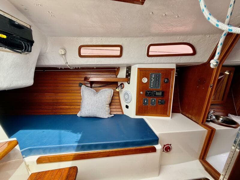 2009 e Sailing Yachts e Sailing Yachts e33