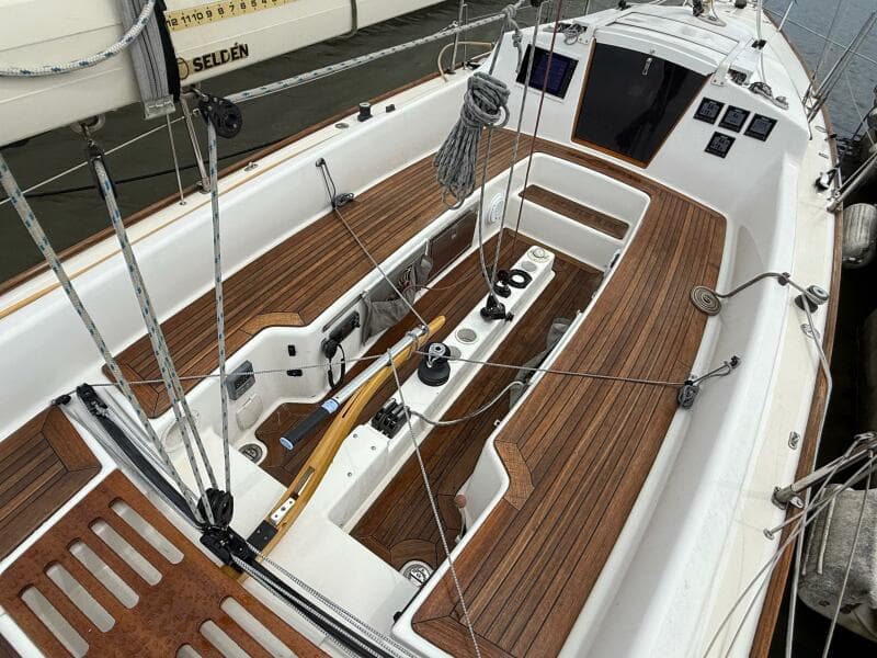2009 e Sailing Yachts e Sailing Yachts e33