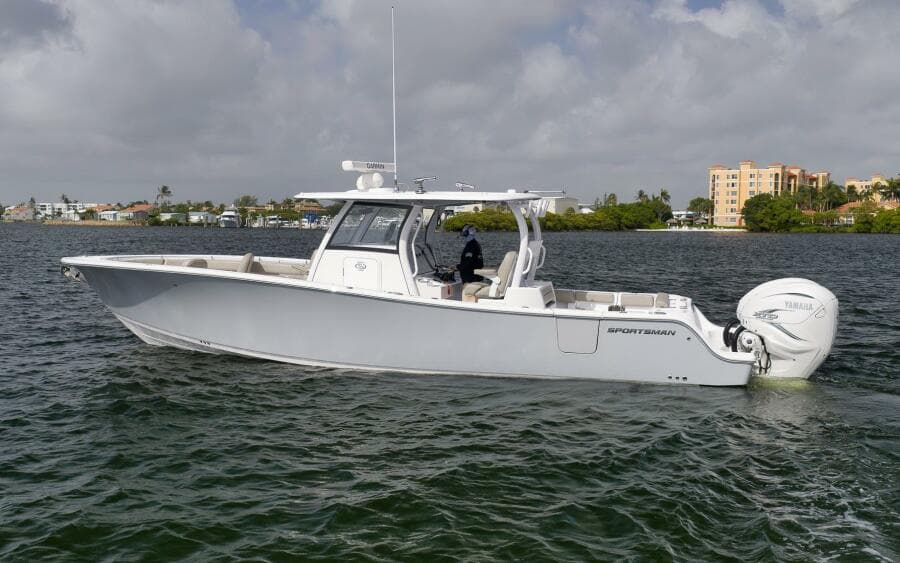 2022 Sportsman 352