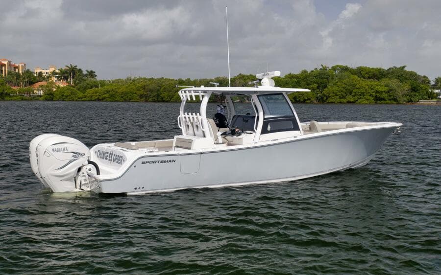 2022 Sportsman 352
