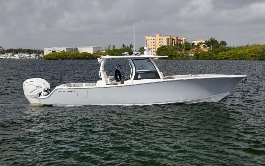 2022 Sportsman 352