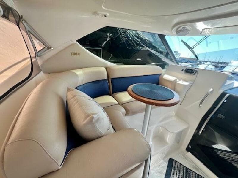 2007 Tiara Yachts 3900 Sovran