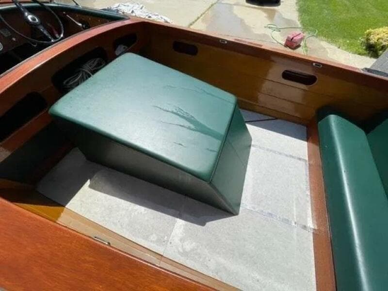 1949 Hacker-Craft 