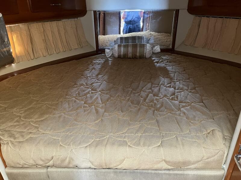 Guest stateroom 