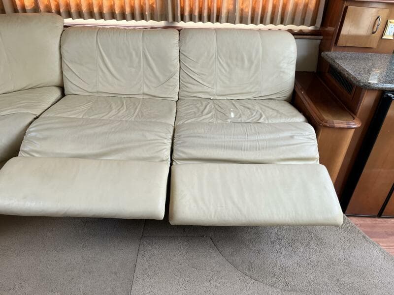 Recliners port