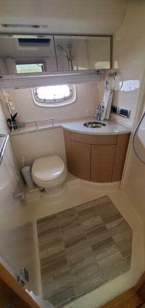 2012 Sea Ray 450 Sedan Bridge