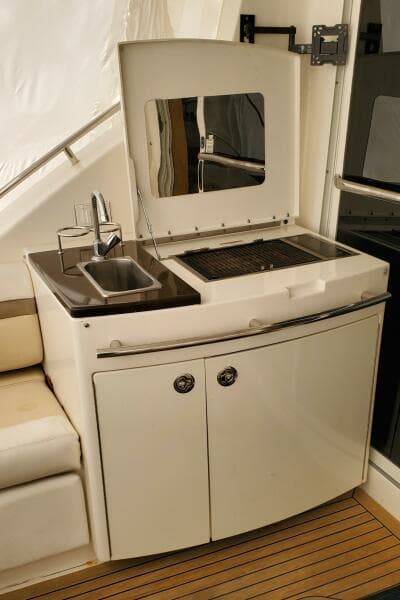 2012 Sea Ray 450 Sedan Bridge
