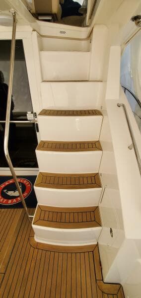 2012 Sea Ray 450 Sedan Bridge