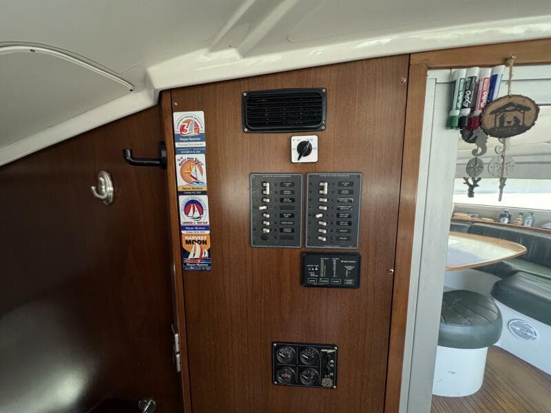 1999 Fountaine Pajot Bahia 46