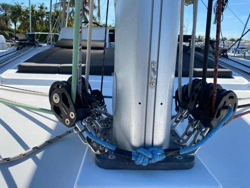 2017-lagoon-450-f-sail-9748460-20250407154947082-1_XLARGE.jpg