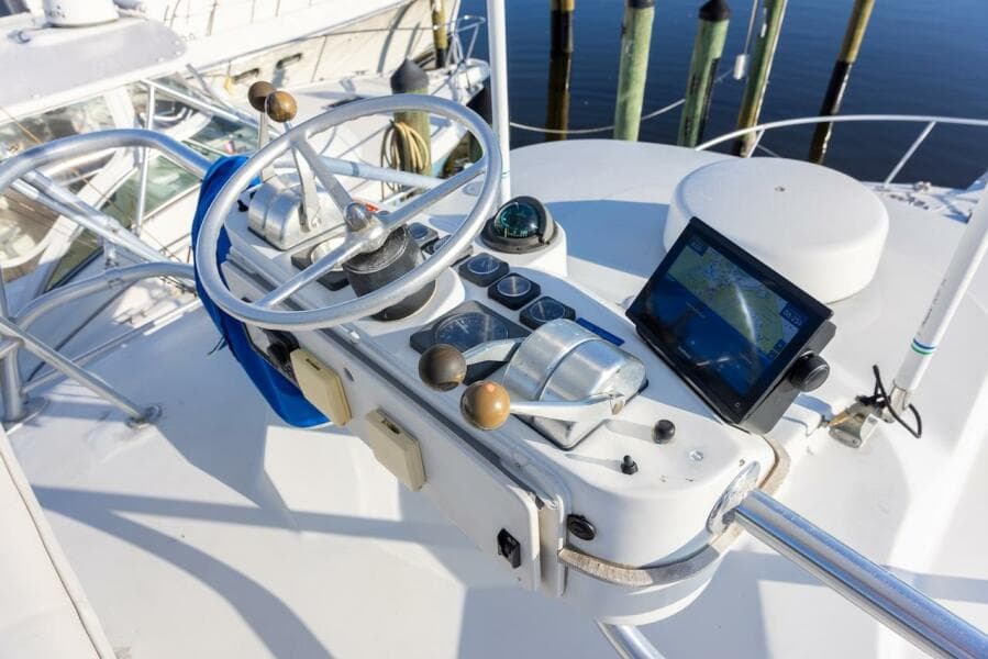 1997 Luhrs Tournament 320 Open