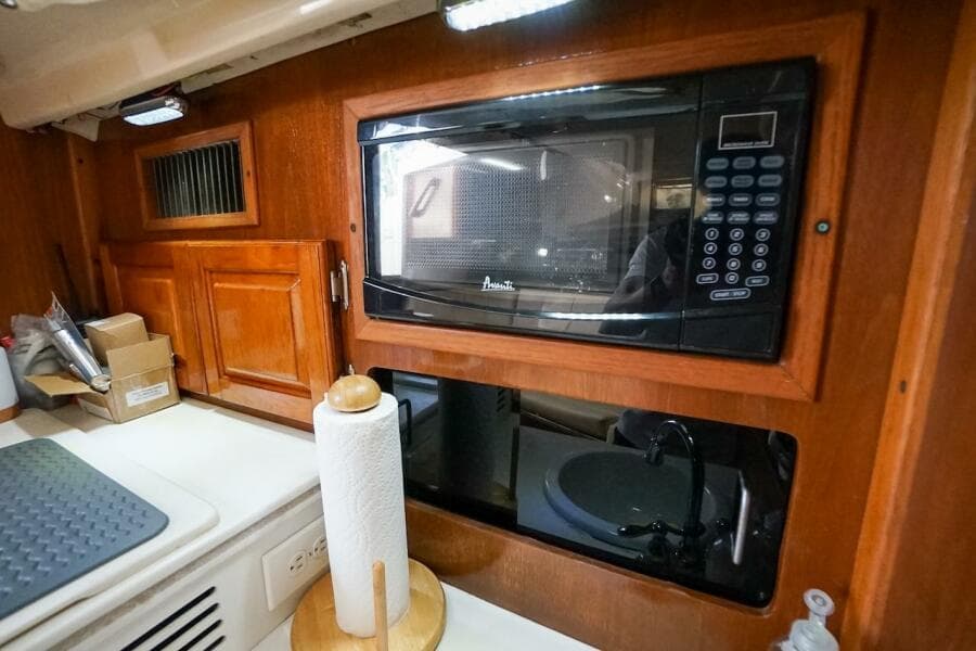 1997 Luhrs Tournament 320 Open