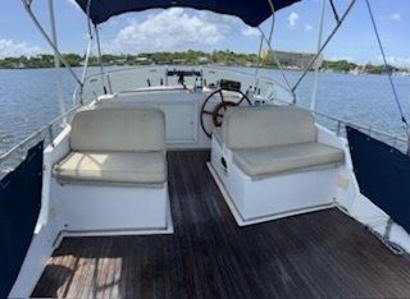 1989 Grand Banks 36