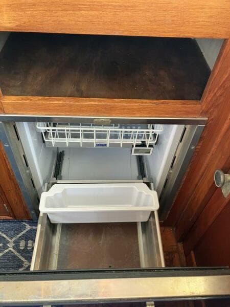 1989 Grand Banks 36