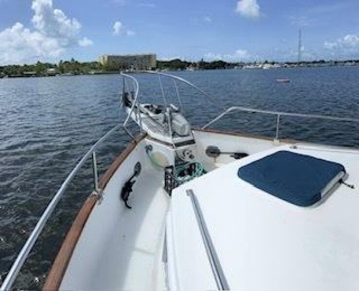 1989 Grand Banks 36