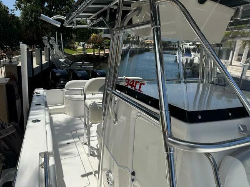 2008 Fountain 34 Center Consoles