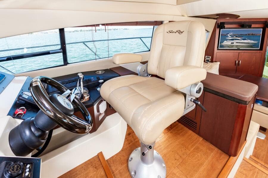 2015 Sea Ray 510 Fly