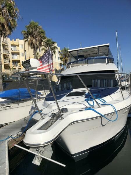 1999 Carver 370