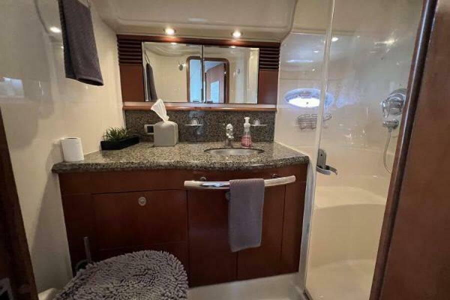 2005 Sea Ray 500 Sundancer