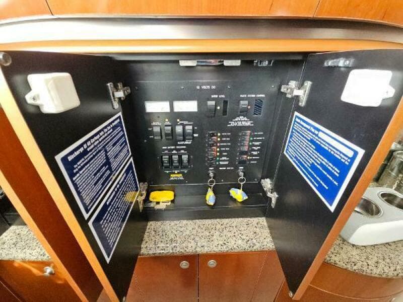 2005 Sea Ray 500 Sundancer
