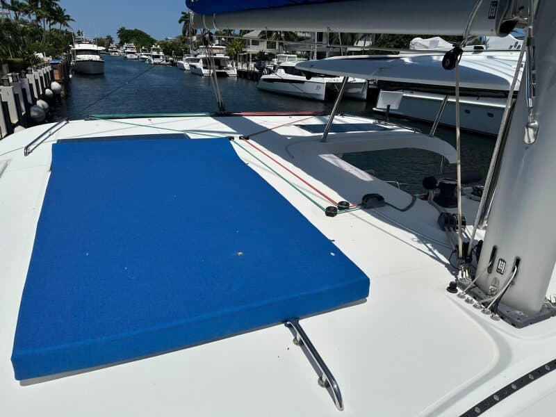 2018-lagoon-42-sail-9745888-20250409124253633-1_XLARGE.jpg