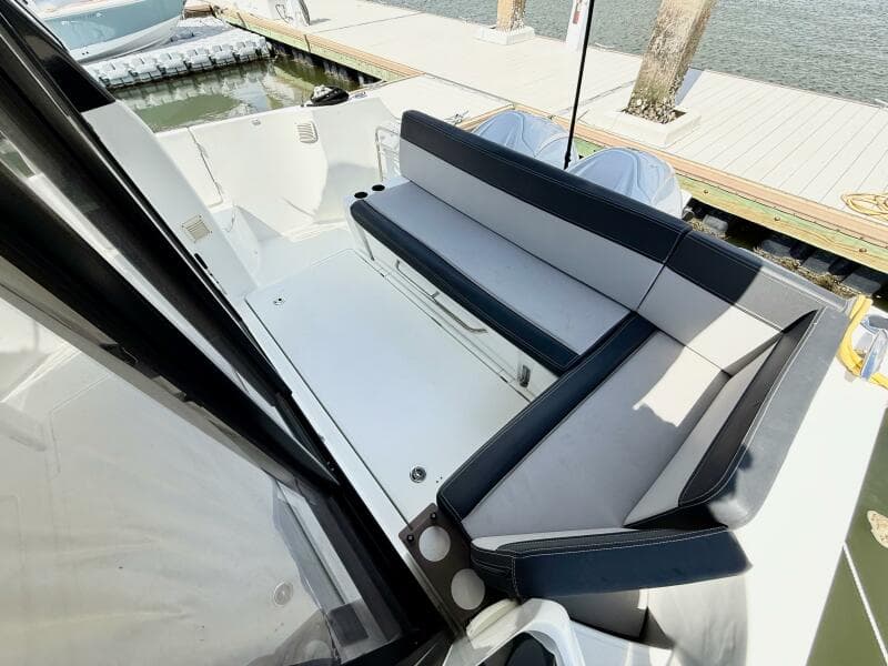 2022 Jeanneau NC 1095 Coupe