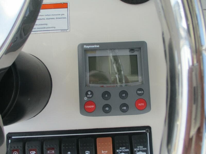 2006 Pursuit 