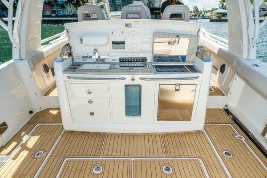 2017 Boston Whaler 42 Outrage