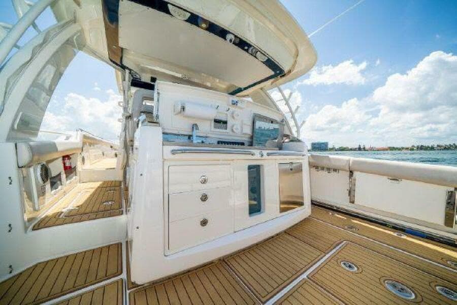 2017 Boston Whaler 42 Outrage