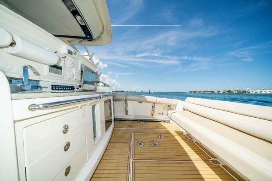 2017 Boston Whaler 42 Outrage