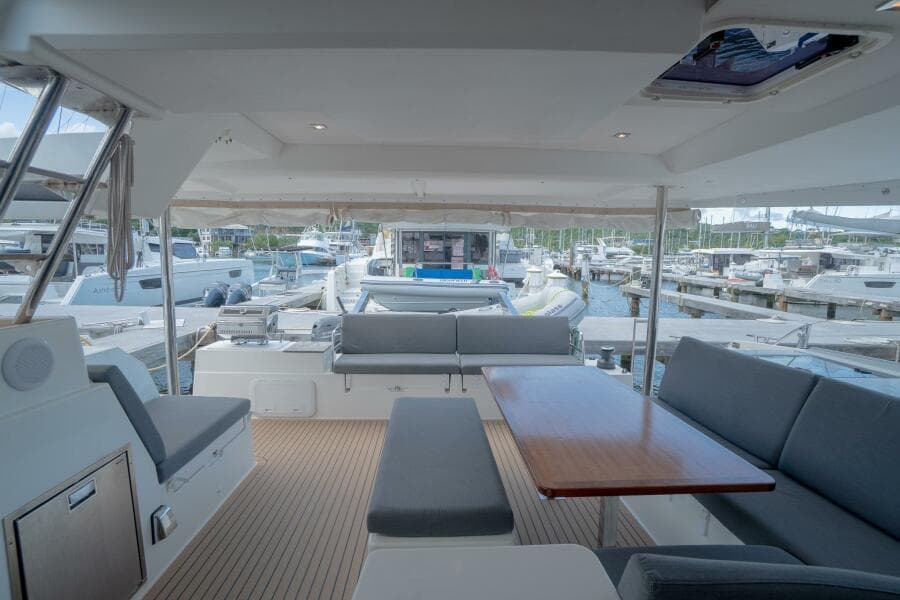 2020 Fountaine Pajot 